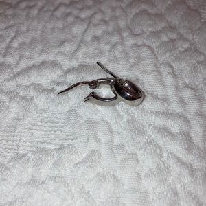 14kt white gold Italian small oval hoop earrings